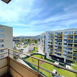 Brightcenterapartment Homestay szállás