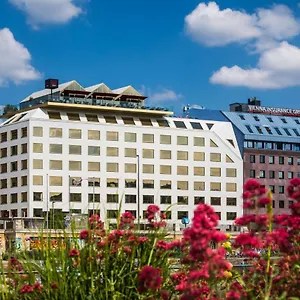 Отель Radisson Red Hotel,, Вена