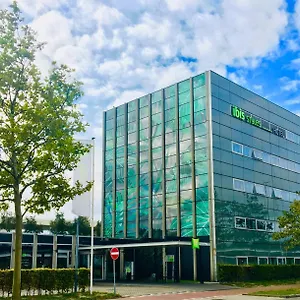 Otel Ibis Styles Amsterdam Airport ***