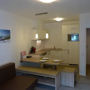 https://ferienwohnung-loitfelder-pang.saalbachhinterglemmhotels.com